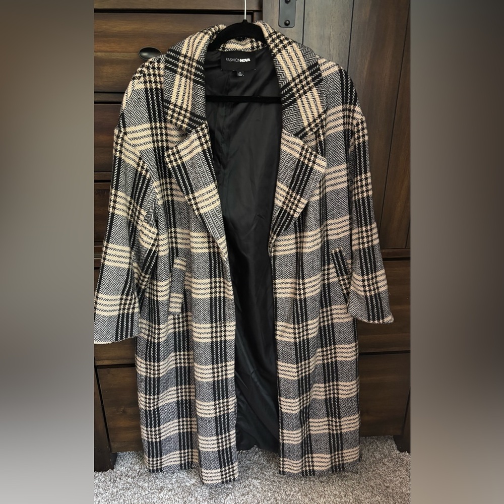 Fashion Nova Black and Tan Plaid Trench Coat